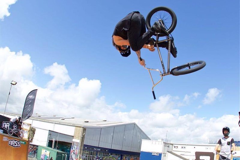 redbullCL's tweet photo. .@CocoZurita tuvo una exitosa participación en el NASS BMX World Championship: https://t.co/YT0aX3yWNj👈 
#VamosCoco https://t.co/pvBgYGJti7
