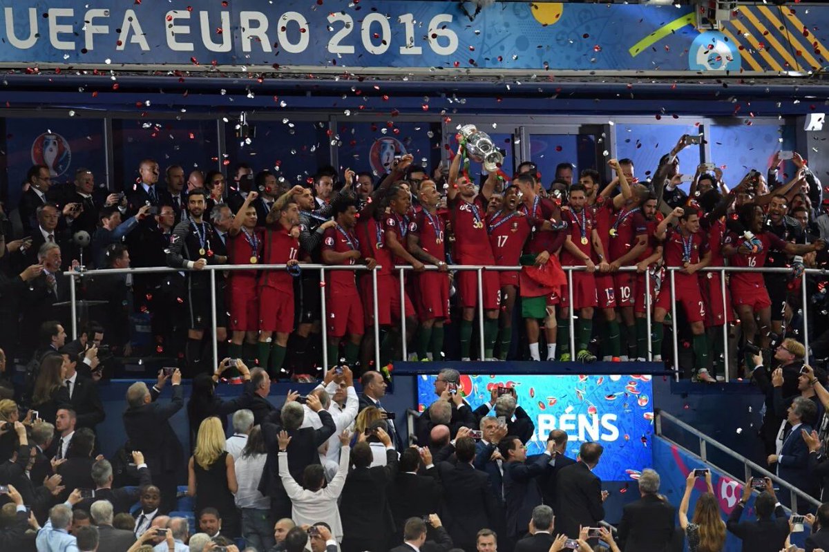 SiaranBolaLivee's tweet photo. #POR 1-1 #ISL 
#POR 0-0 #AUT 
#POR 3-3 #HUN 
16 #CRO 0-1 #POR 
QF #POL 1-1 #POR *
SF #POR 2-0 #WAL 
F #POR 1-0 #FRA https://t.co/d3emUG909r