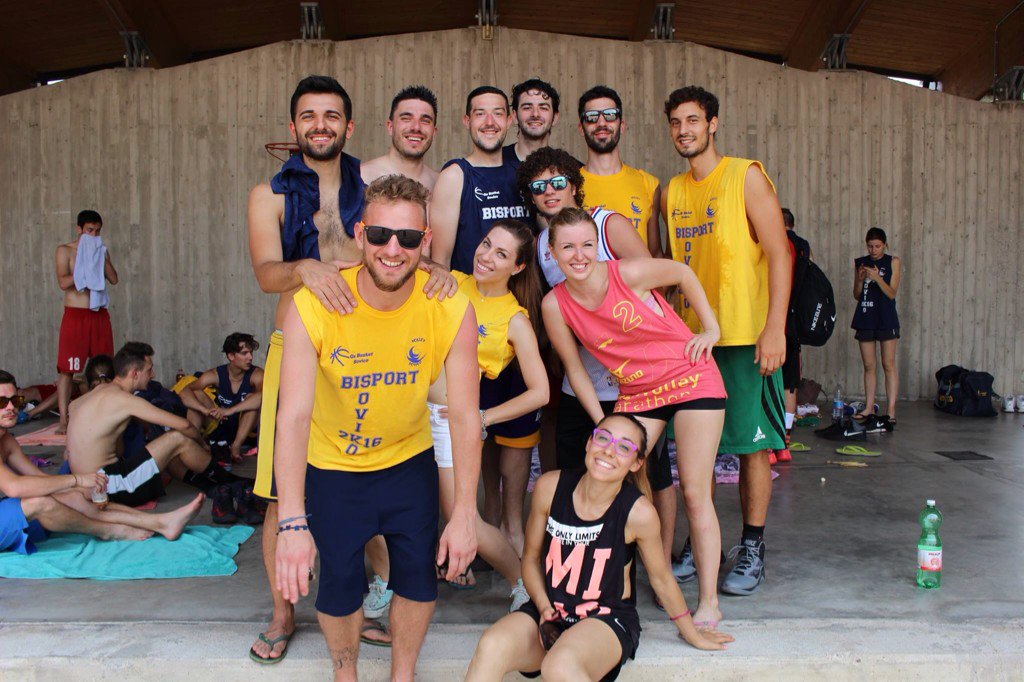 CrissyCrissy31's tweet photo. Great day at #Bisport #Sovico #2k16 😍🏀⚽️🔝 #Friends #Thanks https://t.co/lKjKCZcfLD