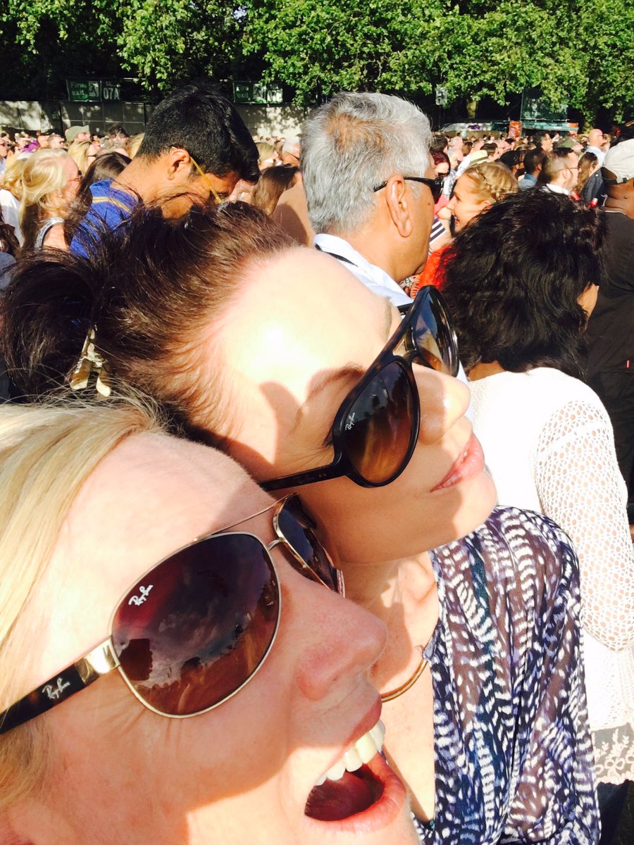 meowwzer's tweet photo. "Isn't she lovely" #StevieWonder @WendyVaughan14 #mumatron https://t.co/pNj2Muak9b