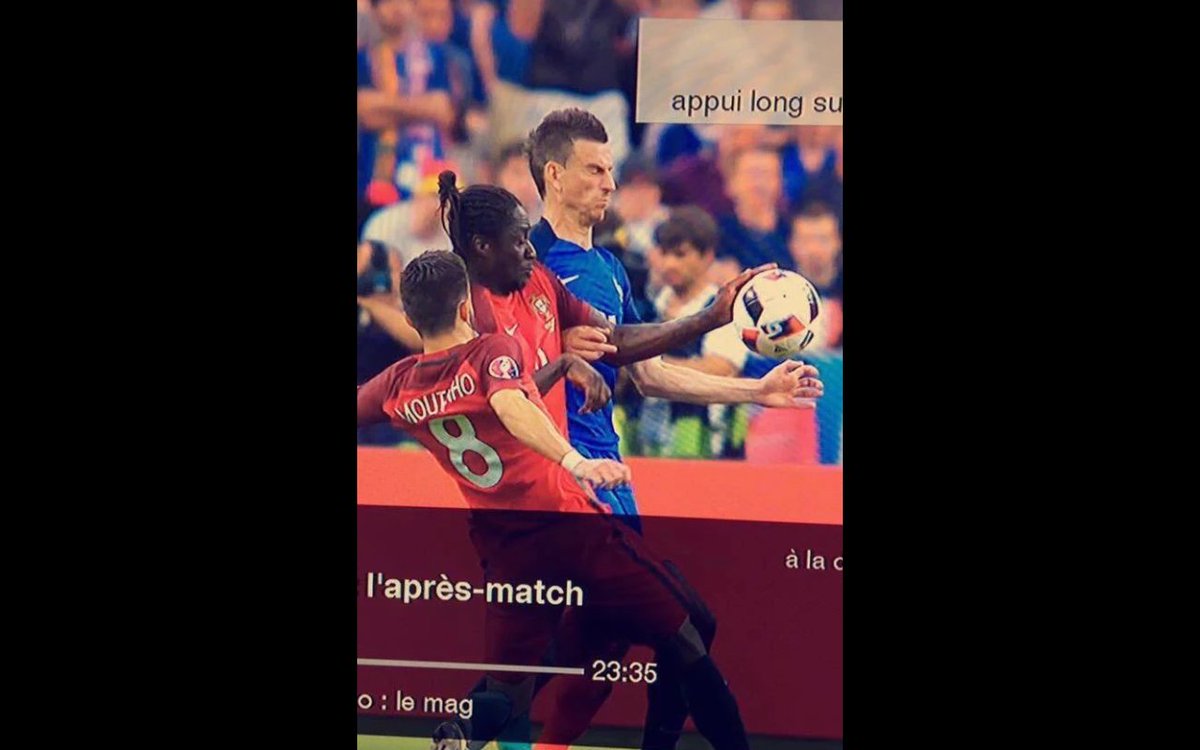 persoinconue's tweet photo. Putin la preuve que les portugais on gagner par chance 😠😠😠😠 #FRAPOR https://t.co/VesZBul0Jc
