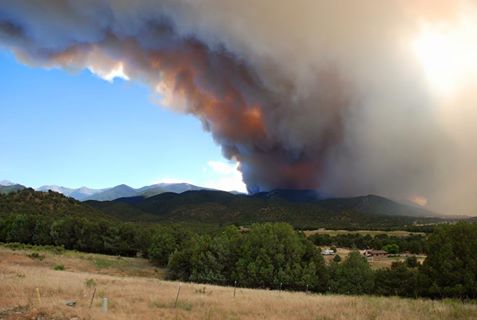 CBSNewsColorado's tweet photo. BREAKING: Wildfire near Coaldale has forced mandatory evacs of campground.  (Pic: Fremont County Sheriff's Office) https://t.co/DAIMSPP276