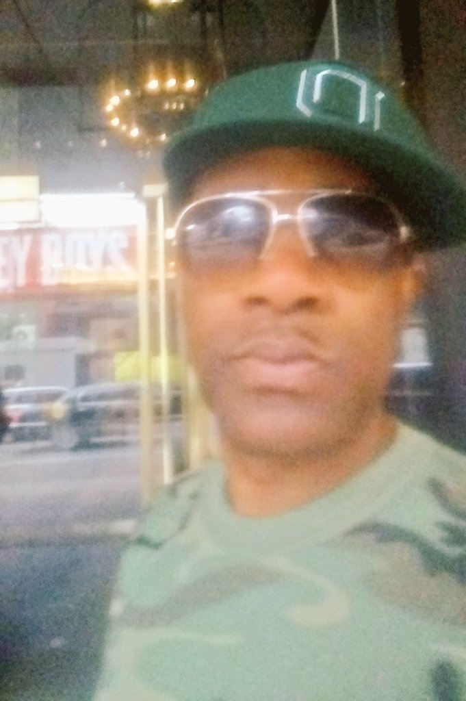 illiotti's tweet photo. Off tht E2W & bck again S/O My Dj @DjDonGee #MurdaLife #MGRrecords https://t.co/EYaGzUVIM1