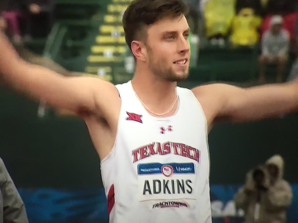 TexasTechTF's tweet photo. Adkins pumps up the crowd and gets a first attempt clearance at 2.21m/7-3! https://t.co/iXNZkmFczR