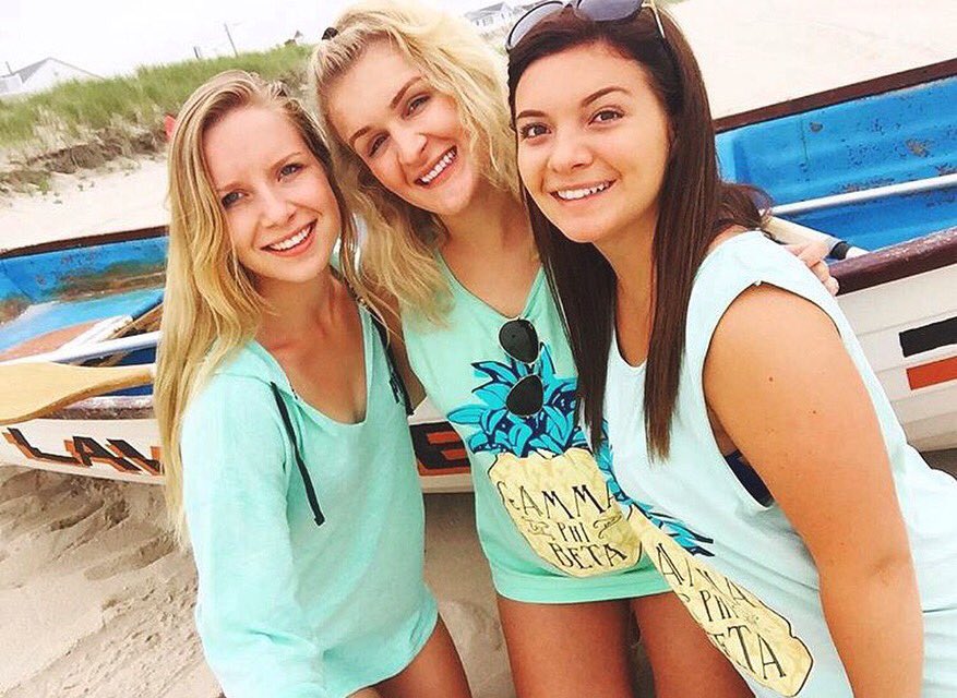 The best days are beach days🐬☀️🌴