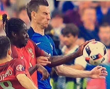 dallasxsun's tweet image. jpose ça là #FRAPOR #FRA