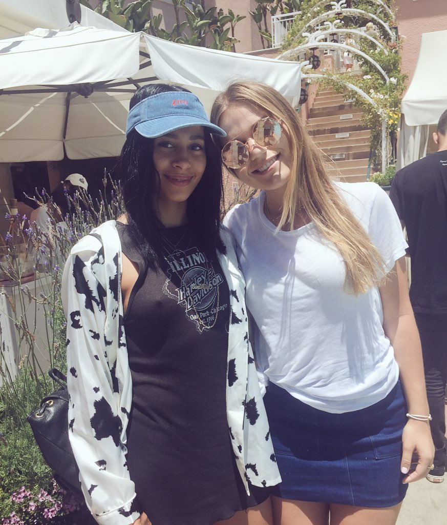 RemiGoldfarb's tweet photo. @SamiMiro it was a pleasure to meet ya!!!!! You're the coolest :) https://t.co/INtoFluKn3