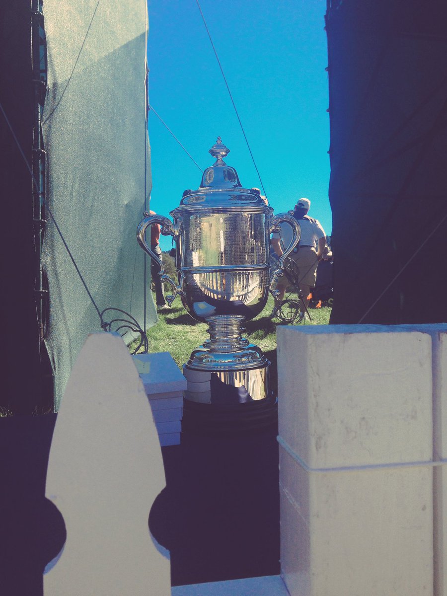 Nice. <a href="/blanggolf/">Brittany Lang</a> and <a href="/ANordqvist/">Anna Nordqvist</a> now play a 3-hole aggregate playoff to determine the 71st #USWomensOpen winner!