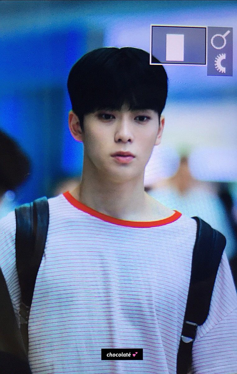 chocolate970214's tweet photo. 160711 ICN 아 기여워..ㅜㅜㅜㅜ #NCT127 #JAEHYUN #재현 https://t.co/iDdjhQ6N2z