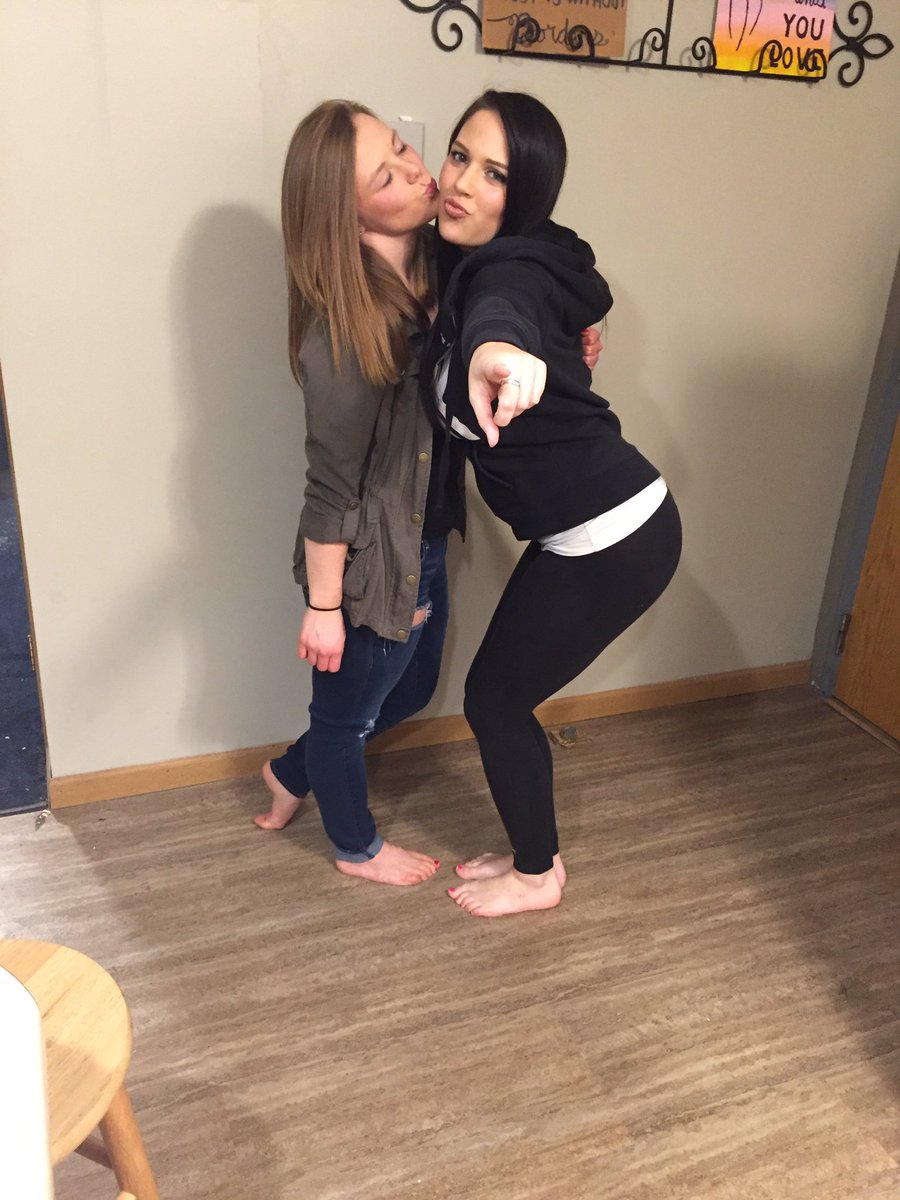 kmpostin's tweet photo. Wishing the happiest of birthdays to @EbbertLaine hope u weren't too hungover today. Love u to the moon and back 🍻💕 https://t.co/vVpClneCXS