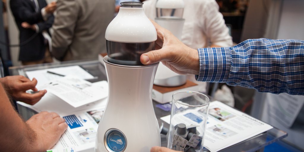 insiderretail's tweet image. A former Keurig executive explained why he left to work at the 'Keurig of Cannabis' read.bi/29wCREi