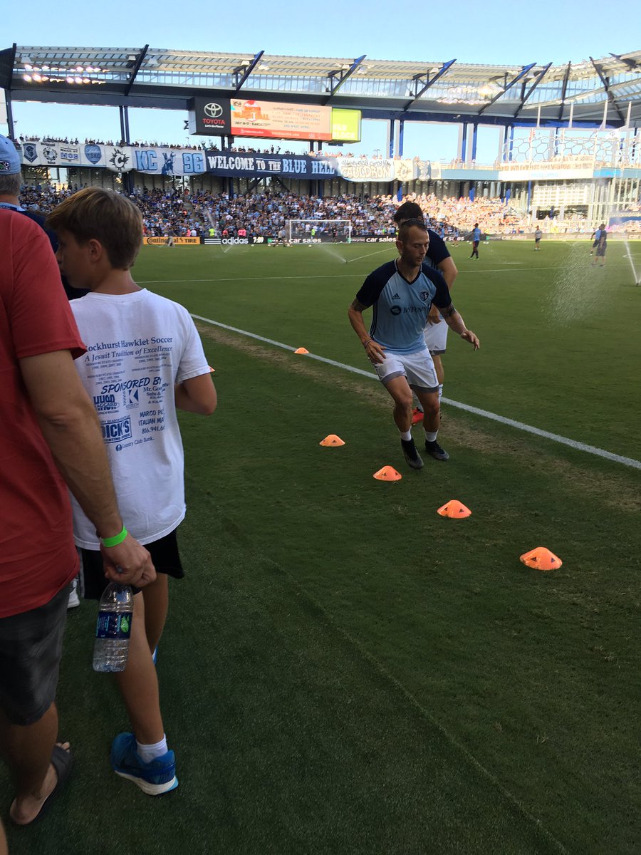 Jag_kc's tweet photo. I see you @Brad_Davis11 good luck! #SportingKC https://t.co/sPQ7fbkVzX