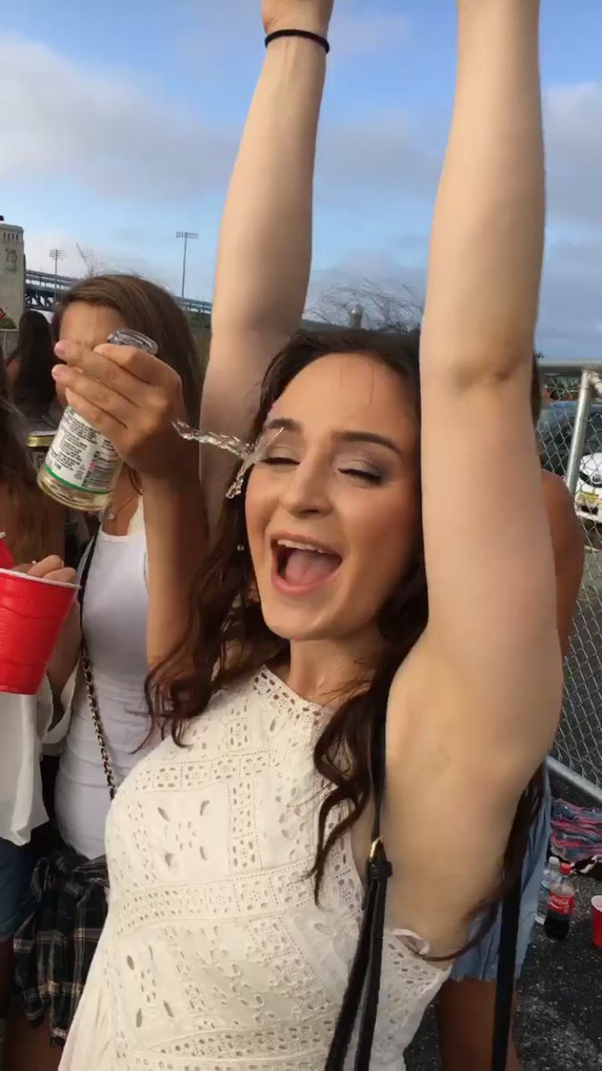 danilombardo_'s tweet image. tequila #totheface #sorryt