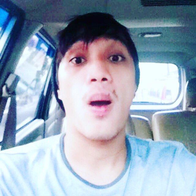 fjachmad's tweet photo. I am streaming on #BIGOLIVE > Siap2 main basket ah!!!. Join now! https://t.co/aLCppYSfUd https://t.co/lTLytDwVJC