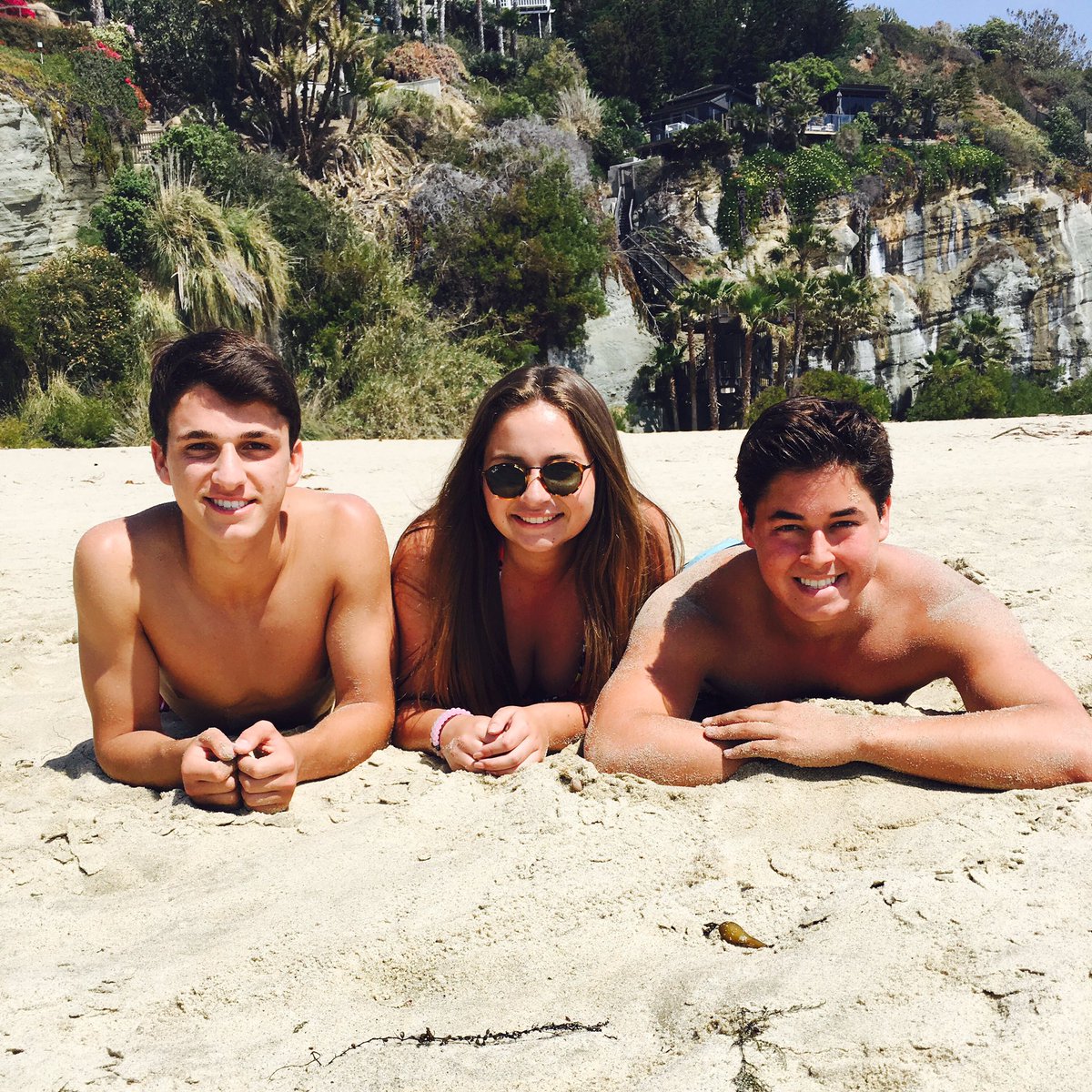 laureenoverbo's tweet image. happy bday babe!!!❤️ #asbtreasurery #serenitybyjan #thatonenight @rod_tompkins