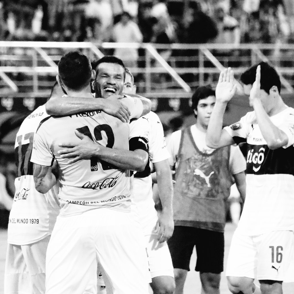 elClubOlimpia's tweet photo. ¡Buenas noches franjeados!

#ElExpresoDeTodos ⚽ https://t.co/f37jOyREpu