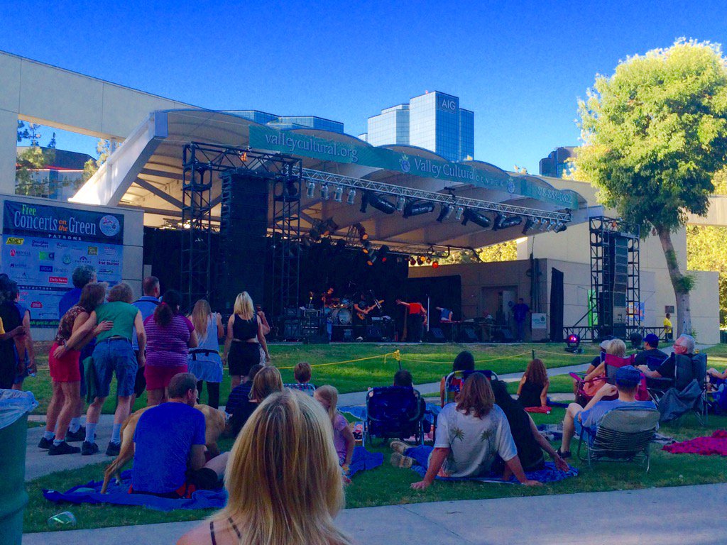 uclacool7's tweet image. Bon Jovi Concert Tribute at Warner Center. Here with Ali &amp;amp; our friend Amy. Got good seats 5th row.