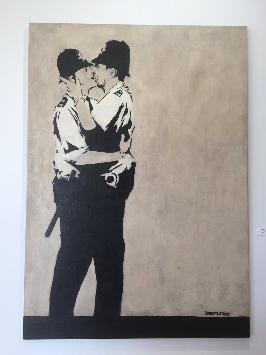 sydandpianyc's tweet photo. Amazing art at #ArtSouthampton, the kissing cops is by #Banksy, #kennedycojones is by #knowledgebennett. https://t.co/pbF3vkcD8s