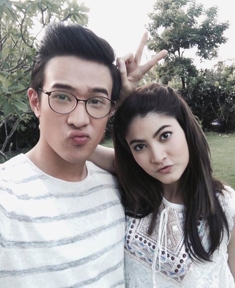 มีความแบ๊ว🤓😘 <a href="/JamesMa_James/">JMA</a>