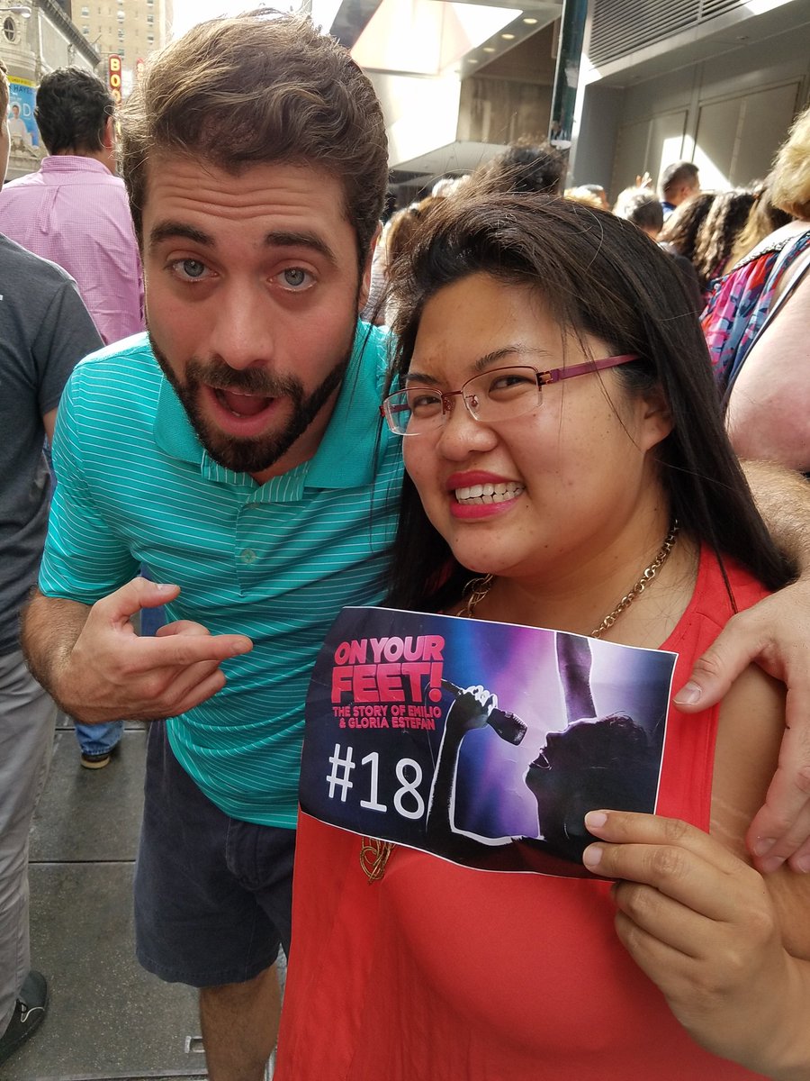 laughlovelive12's tweet photo. @OnYourFeetBway Cast Are Awesome! Xo 😘❤ #onyourfeet #onyourfeetbway #lucky18 #Lucky19 #OYFFans #GetOnYourFeet https://t.co/0MVbFItAkI