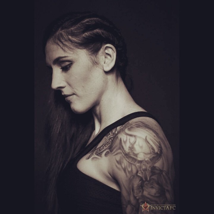 It's easy to stand with the crowd, it takes courage to stand alone...
 #InvictaFC18 #itsmyturnnow