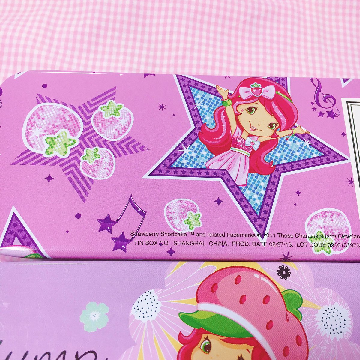 サンキューマート仙台イービーンズ店 Sur Twitter 新商品 アメリカンキャラクター ストロベリーショートケーキ の缶ペンケース入荷しました キャラクターや色味がとってもキュート アメキャラ好きはぜひgetしちゃいましょ もちろん全品390円 Tax いい サンキューマート仙台イービーンズ店 Sur Twitter 新商品 アメリカンキャラクター ストロベリーショートケーキ の缶ペンケース入荷しました キャラクターや色味がとってもキュート アメキャラ好きはぜひgetしちゃいましょ もちろん全品390円 Tax いい
