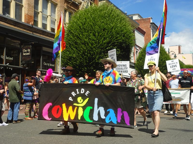 potforpride's tweet photo. Great day at #VictoriaPride! Many awesome groups including @CowichanPride #cowichan #islandlife https://t.co/XGSbGna6Bp