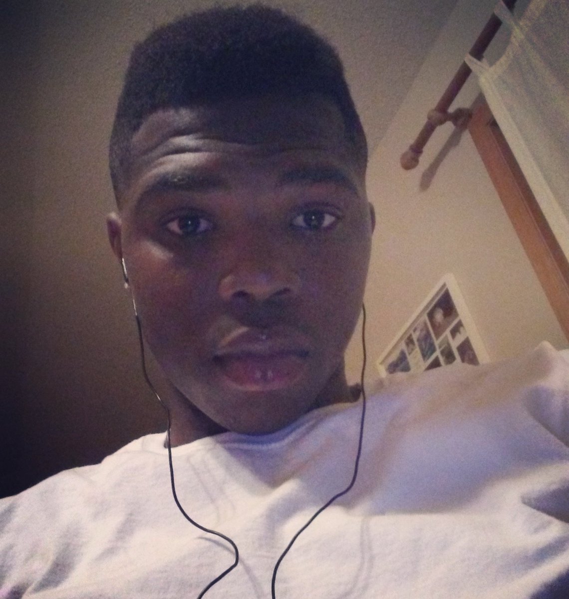 Kingdavid_18's tweet photo. Goodnight🍫😋💰⌚ https://t.co/gemhvQgKSB