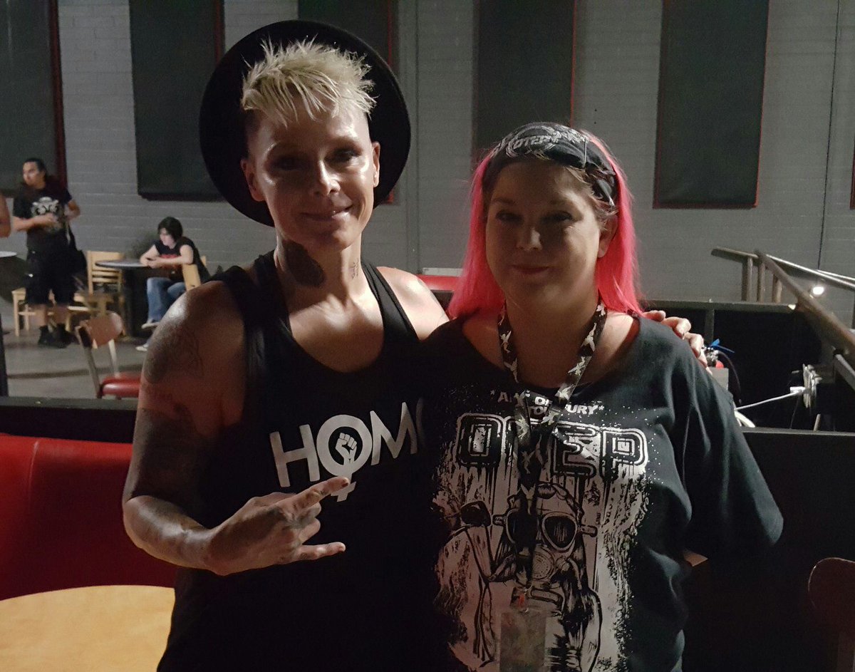 cedezromero's tweet photo. I got to meet @otepofficial for my fifth time tonight!! Can't wait to see her show. I am ready to rock out \m/ https://t.co/xCgtCbjxir