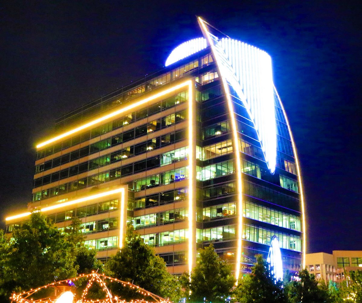 stephenmtanner's tweet image. #MyDallasIs artistic