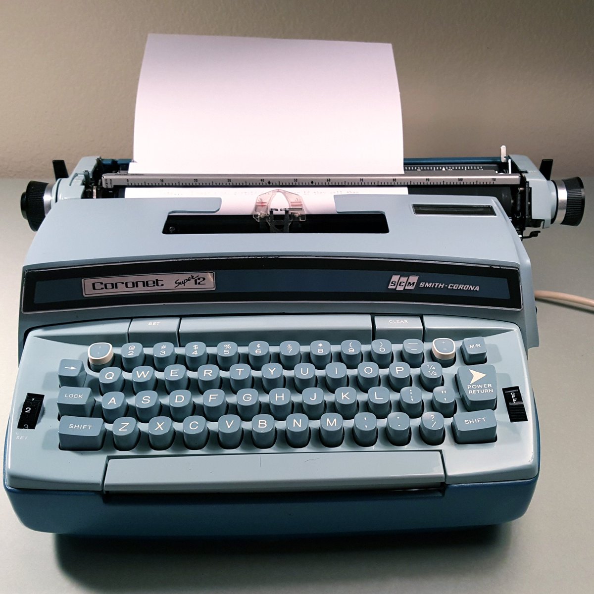 WritingMachines's tweet image. Ordered a cartridge for my #SCM #CoronetSuper12 #typewriter. Love that I can still get them! amazon.com/dp/B000X31CNS/…