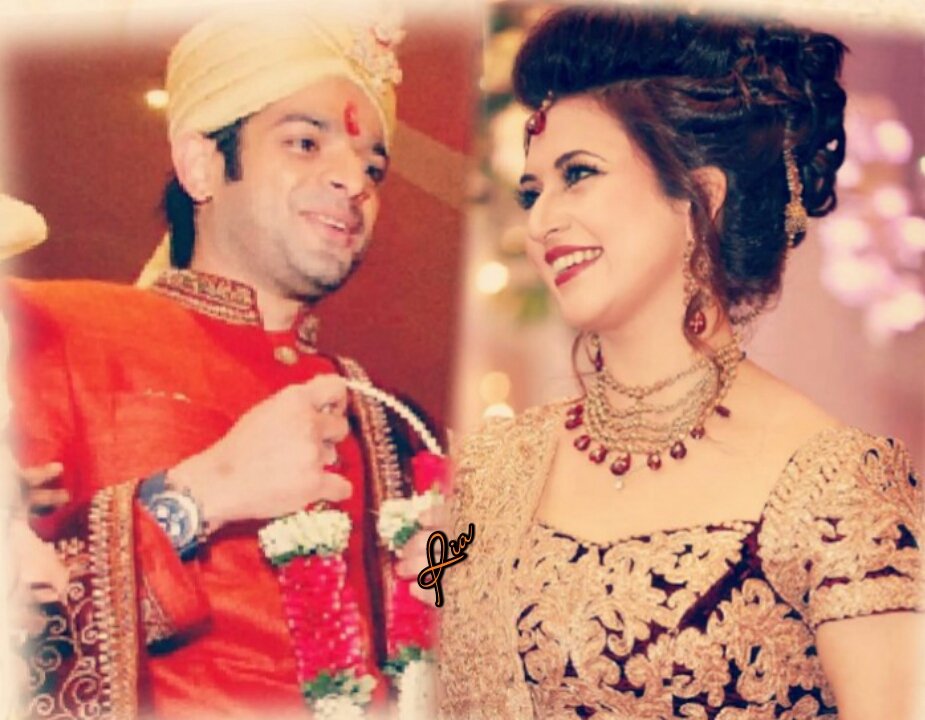 _XRiaX_'s tweet photo. #DivAn 💕💕💕
#Stunninglooks ...
#WeddingOutfits ..
#DivAnEdit .. https://t.co/7h4vHr2xQ5