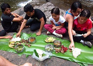 Azooki_Travel's tweet photo. ONE DAY #BOLAVEN #PLATEAU EXPERIENCE - See the incredible views of the Bolaven Plateau. https://t.co/nQyEN74C1r https://t.co/24RoBVTxcO