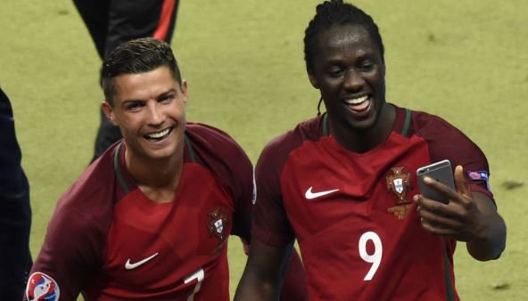 View image on Twitter