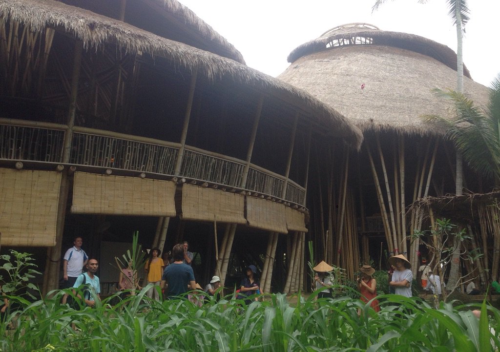 kulkulfarm's tweet photo. Touring @greenschoolbali to see how #permaculture principles are being integrated in the learning space. #kulkulpdc https://t.co/lrPIu9injr