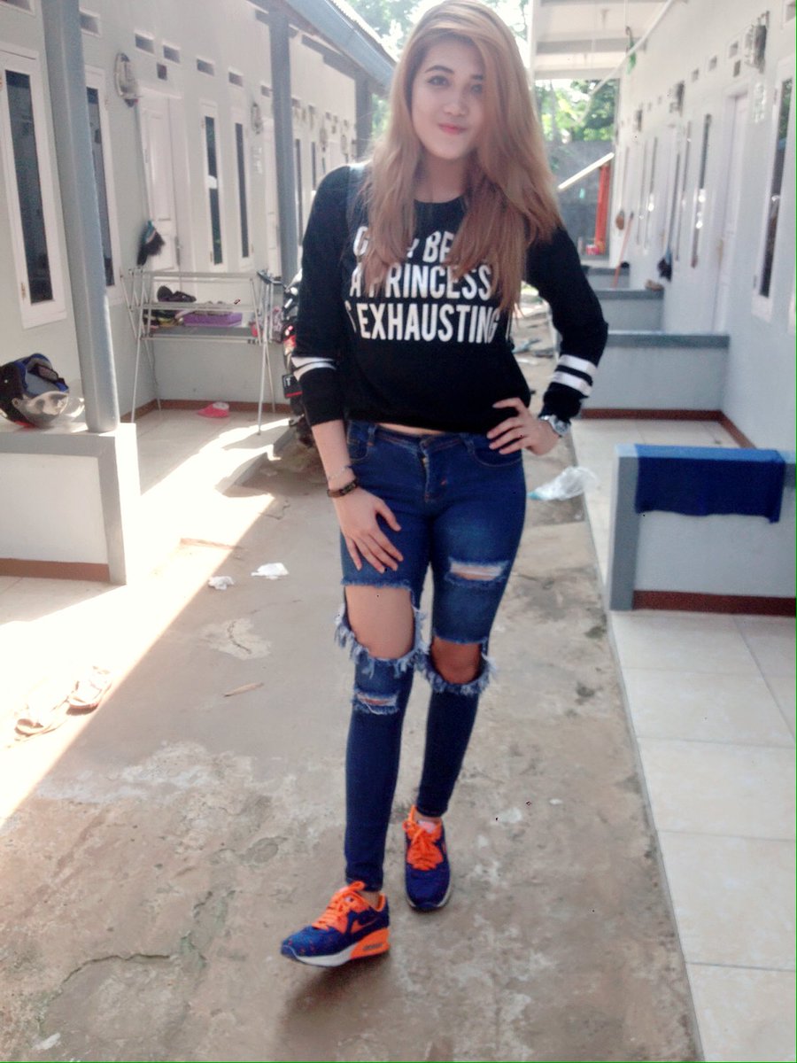 InryPrincess's tweet photo. This is me https://t.co/kl21dAaTcm