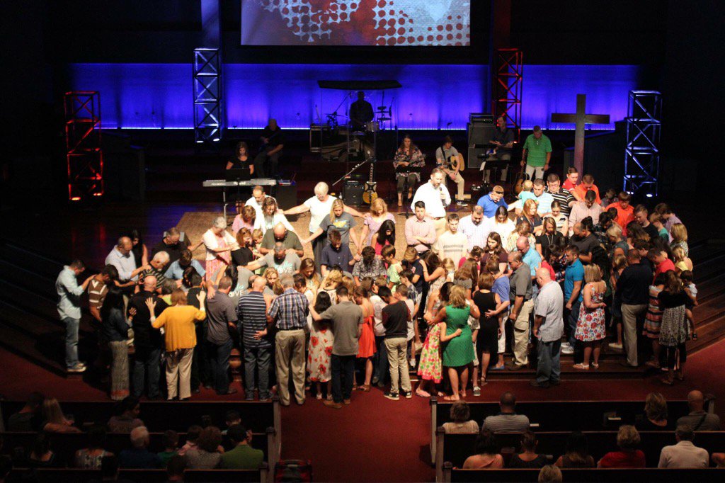BeyondUganda's tweet photo. Sending off our Ugandan team #africa @HWCmissions #Uganda https://t.co/zGHUItCuzI