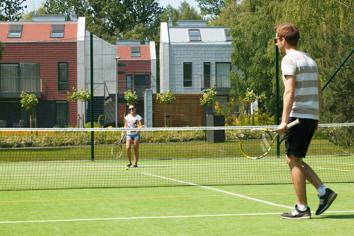 RoseviaResort's tweet photo. Zewnętrzny kort do tenisa ziemnego z najnowocześniejszym systemem  odwadniania w przepięknym Rosevia Resort! #tennis https://t.co/4sOQV4nyTU