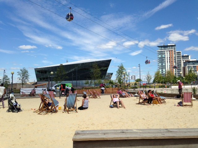 YourRoyalDocks's tweet image. Today's the day! Send us your snaps of the #UrbanBeach 🏖