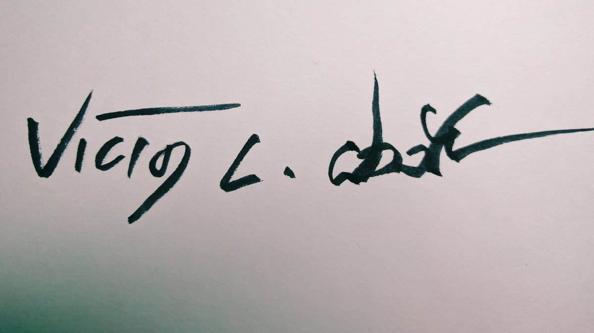 RasaSenada's tweet photo. RT @10969tomm: #handwriting  #ONEOKROCK #MYFIRSTSTORY #VictorWooten #bassist  1枚目のはマジックとボールペン 2枚目のは筆ペン #最近はまってること https://t.co/yTR0ReAU87