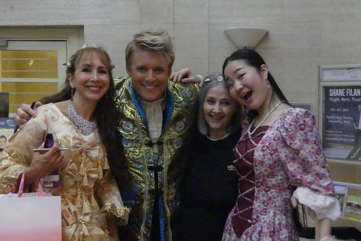 CIWarren's tweet photo. Thank you @JonathanAnsell @LiLiSopranoSing @MariaKesselman we have loved every magical moment of @ANightinVenice xxx https://t.co/EXpKeE1w2R