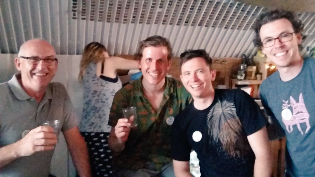 ukbrewerytours's tweet photo. A great crowd this weekend. Thanks to @RedchurchTap @FivePointsBrew @LondonBrewMkt @40ftbrewery @SolvaySociety https://t.co/ZCOzLhsreP