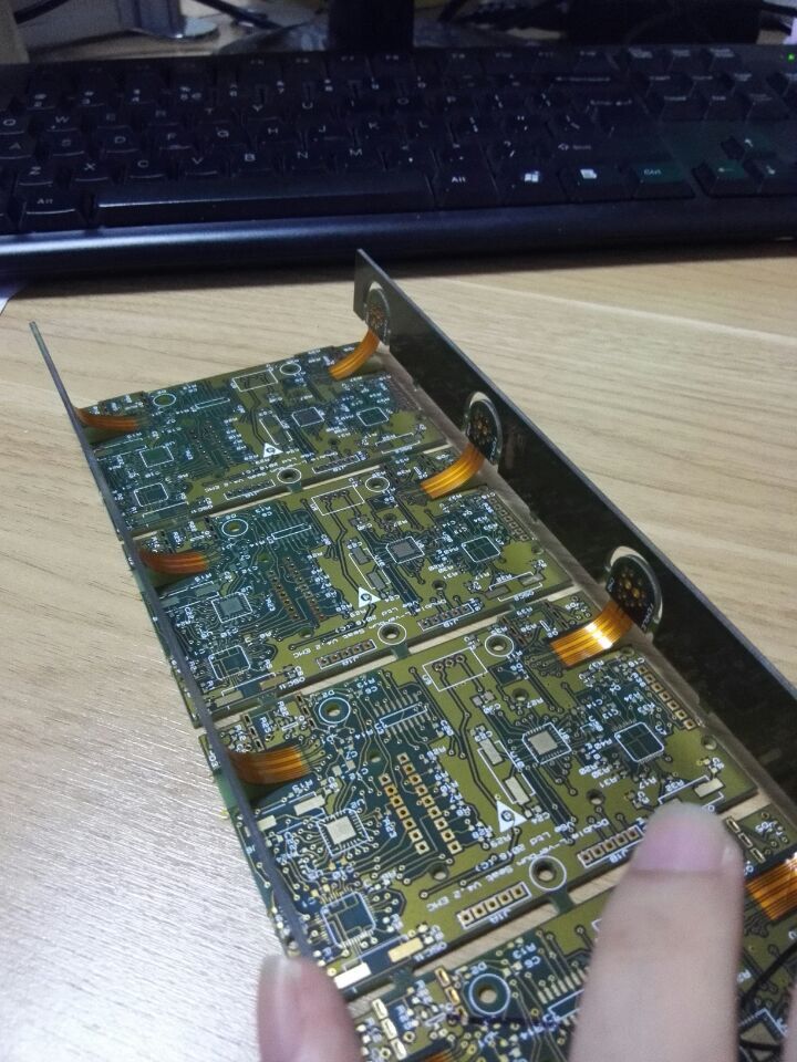Royluo24's tweet photo. What about our new #rigid-flex PCB?,#flexible-rigid,#polyimid,#coverlay,#multilayer.Follow and talk to us your mind. https://t.co/jlIMMWQMmM