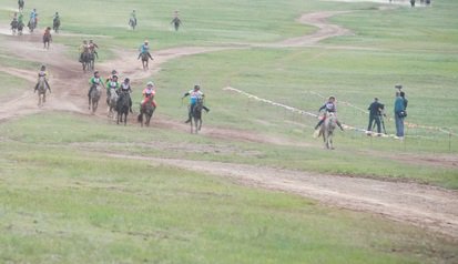 Өвөрхангайн Б.Энхбаатарын хонгор Их насны уралдаанд түрүүллээ
sonin.mn/news/sport/651…