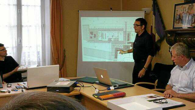 L'avant-projet de l'école de voile a été présenté au conseil #LucsurMer @ouestfrance ouest-france.fr/normandie/luc-…