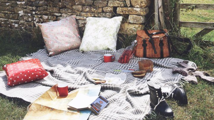 Explore my blogs with subjects ranging from festivals to boating holiday tips. See here: oilyragfabrics.com/blog/