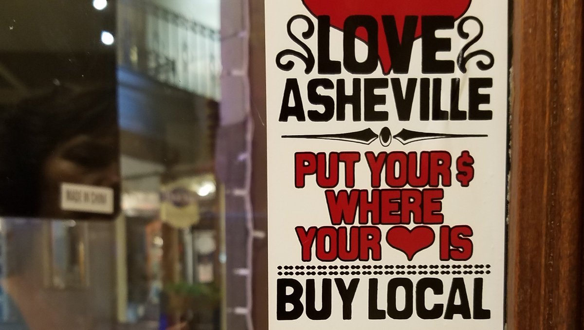 openstreetsAVL's tweet photo. #openstreets is all about #avlocal #avlbiz #avleat Come play! https://t.co/W9nUd6hTxD