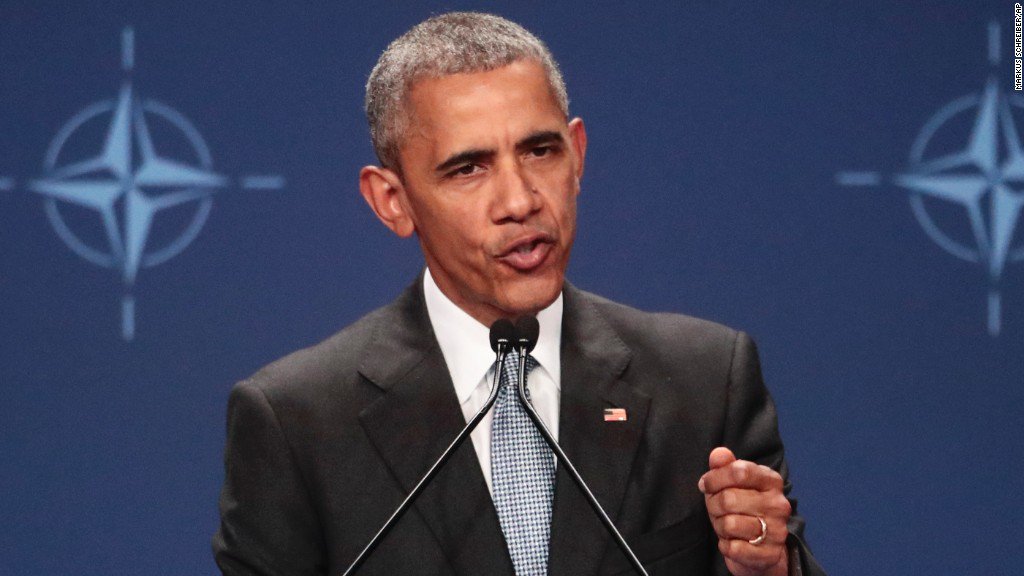 CNN's tweet photo. Obama to speak Tuesday at Dallas memorial service https://t.co/yqQMsohm9g https://t.co/CAnIc6qJy6