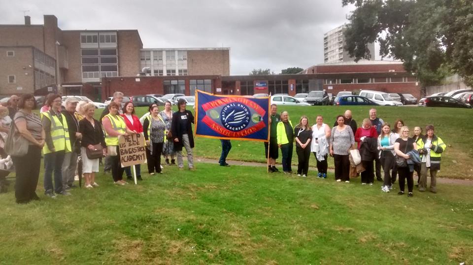 BirminghamNEU's tweet photo. Birmingham NUT supports the campaign to keep Baverstock School open. @Askparentsfirst https://t.co/BoEylFPrh0