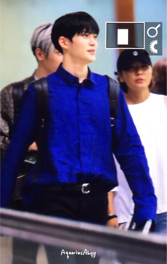 AquariusAboy's tweet photo. 170711 HAN 출발 #재현 #JAEHYUN #NCT https://t.co/2e9GyZyYFd